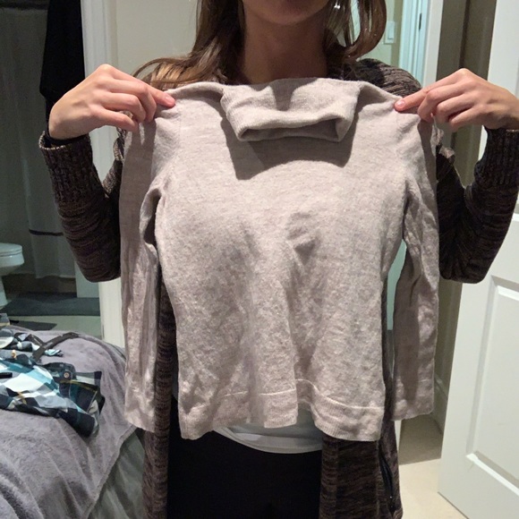 Extra Fine Merino Wool Turtleneck (fits small!) - Picture 3 of 5